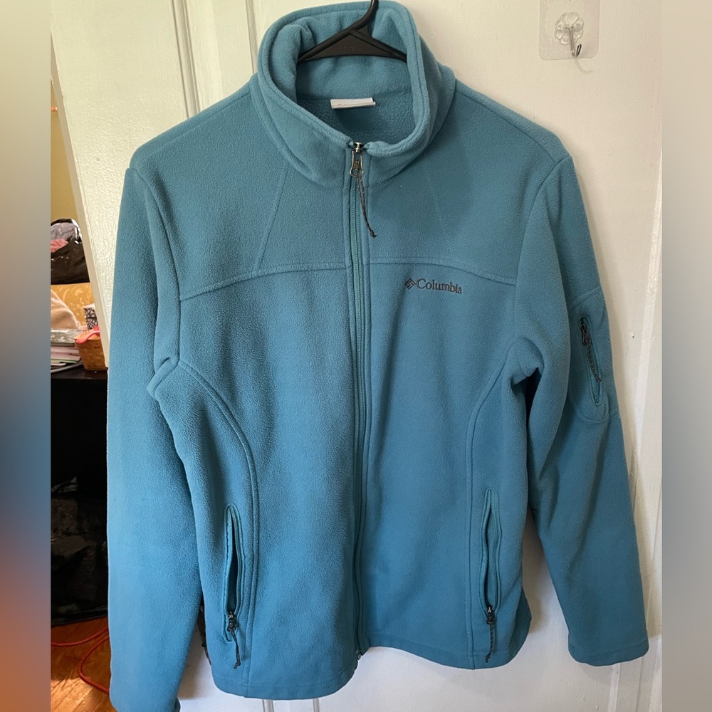 Women’s Columbia Soft Blue Fleece Outerwear size M
